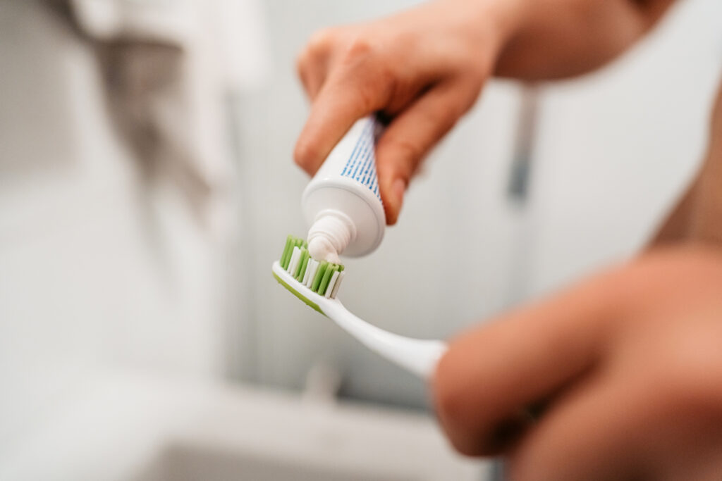 8 Signs It’s Time to Upgrade Your Dental Routine at Home